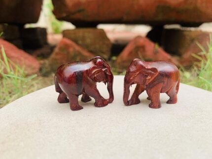 Red sandalwood elephant